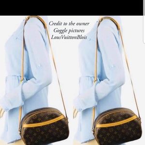 luis Vuitton Blois cross body bag 100% authentic